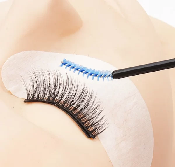 #NG 02-09 50PC Disposable Eyelash Brushes - Image 2