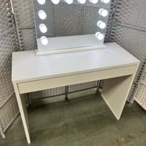 #JG 01-67 White 1 Drawer Vanity with Tempered Glasstop & 12 LED Bulb Lights